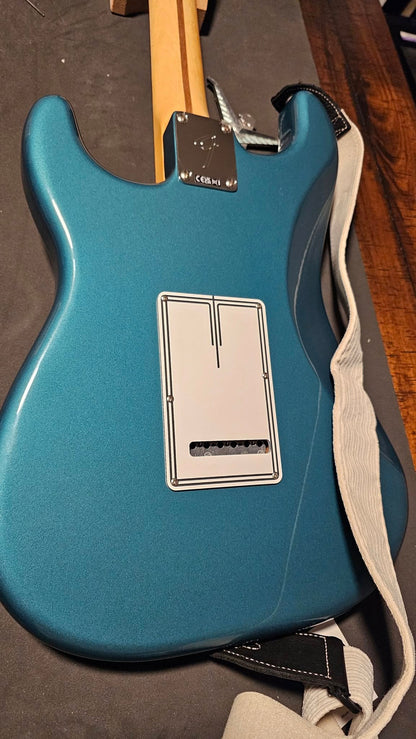 Ocean Turquoise Fender Stratocaster Player II HSS